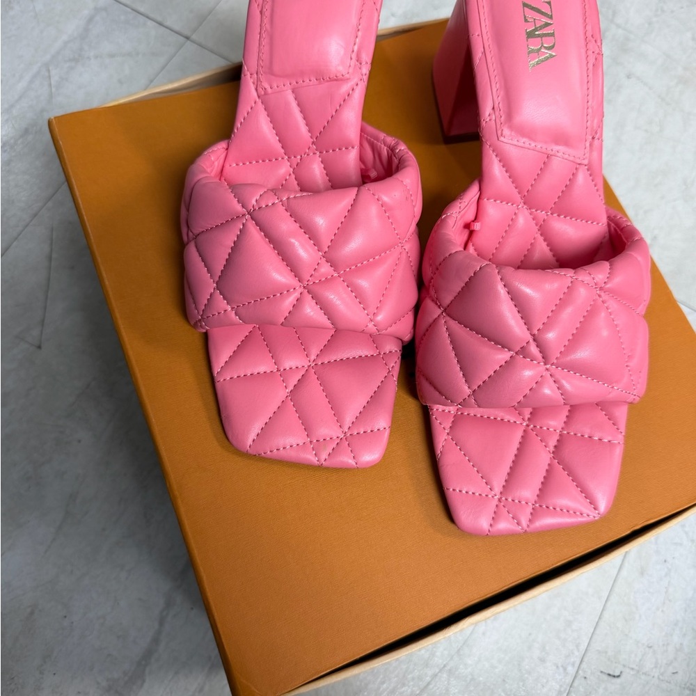 ZARA Pink Quilted Heeled Sandals Size 41 NEW Padded Square Toe Trendy